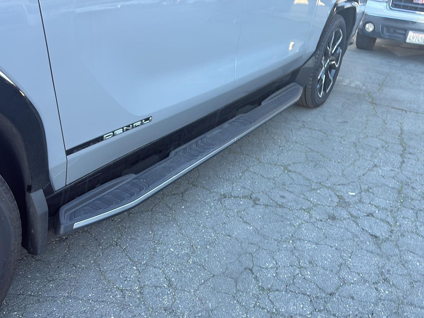 2024 GMC Sierra EV Denali Edition 1