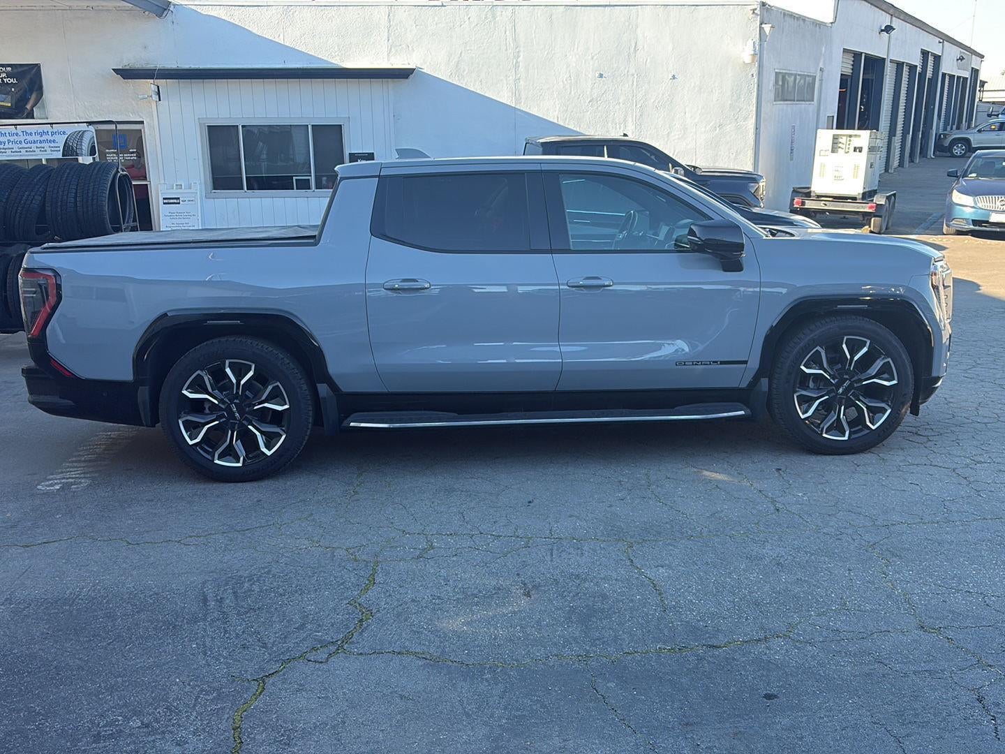 2024 GMC Sierra EV Denali Edition 1