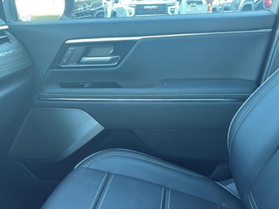 2024 GMC Sierra EV Denali Edition 1