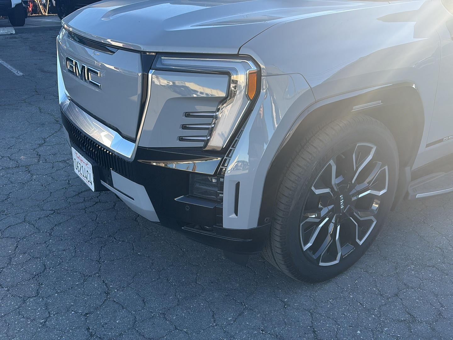 2024 GMC Sierra EV Denali Edition 1
