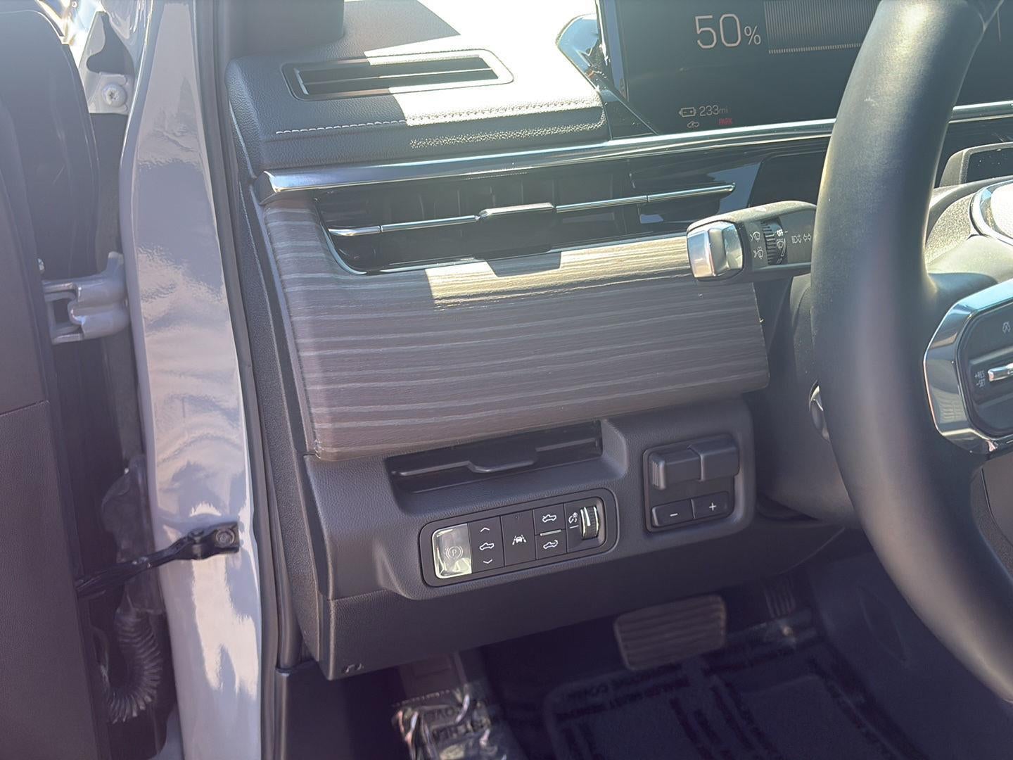 2024 GMC Sierra EV Denali Edition 1