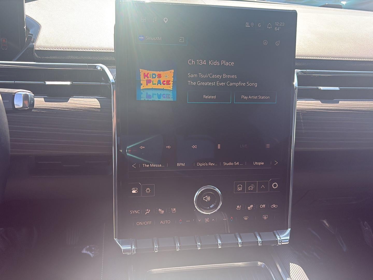 2024 GMC Sierra EV Denali Edition 1