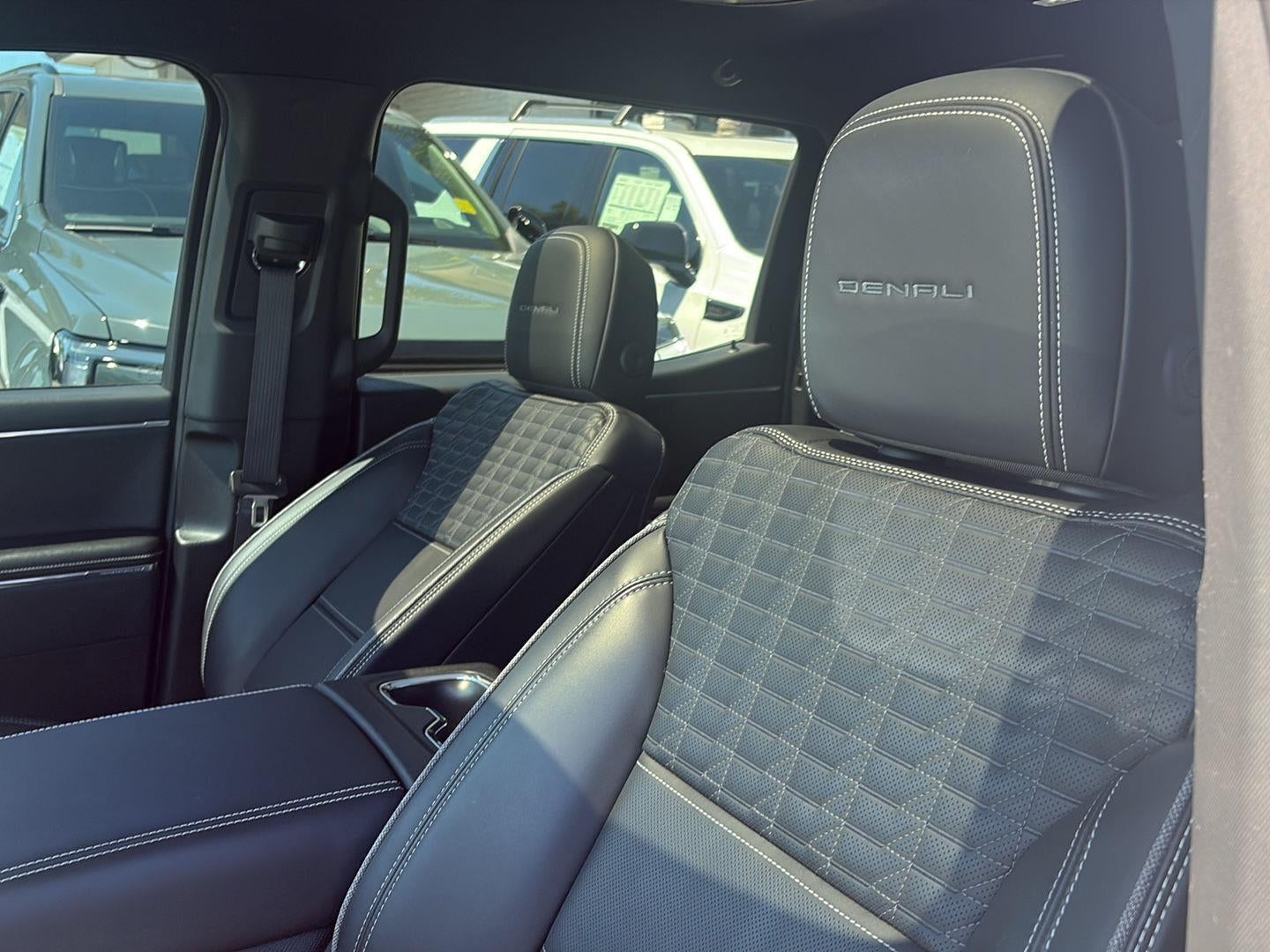 2024 GMC Sierra EV Denali Edition 1