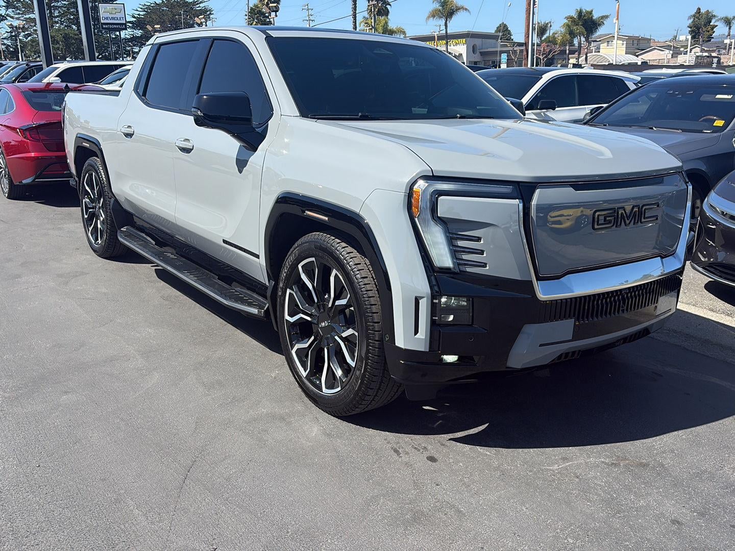 2024 GMC Sierra Denali Edition 1 Crew Cab Short Box e4WD's photo