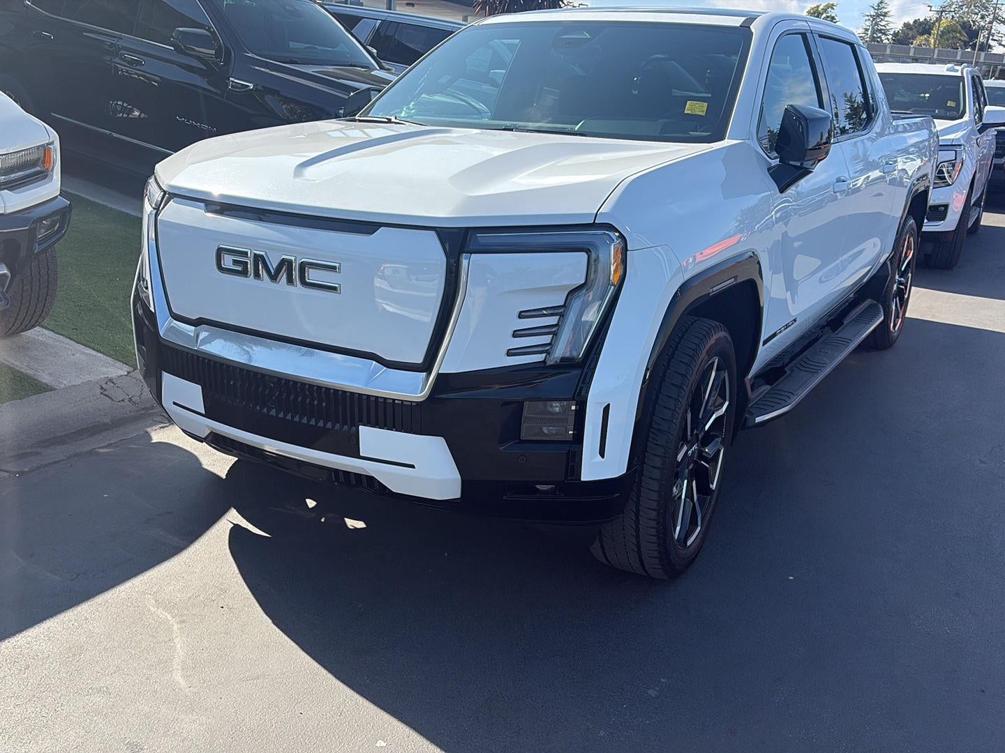 2025 GMC Sierra EV Max Range Denali