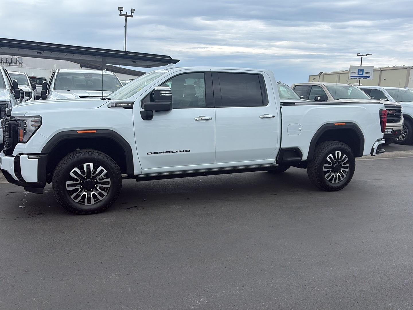 2026 GMC Sierra 2500 HD Denali Ultimate