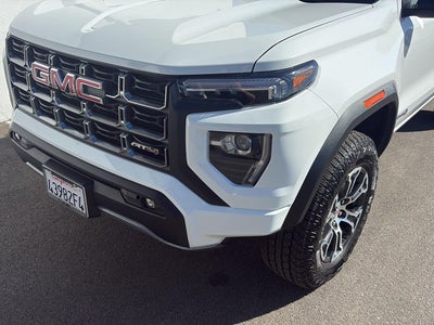 2025 GMC Canyon AT4