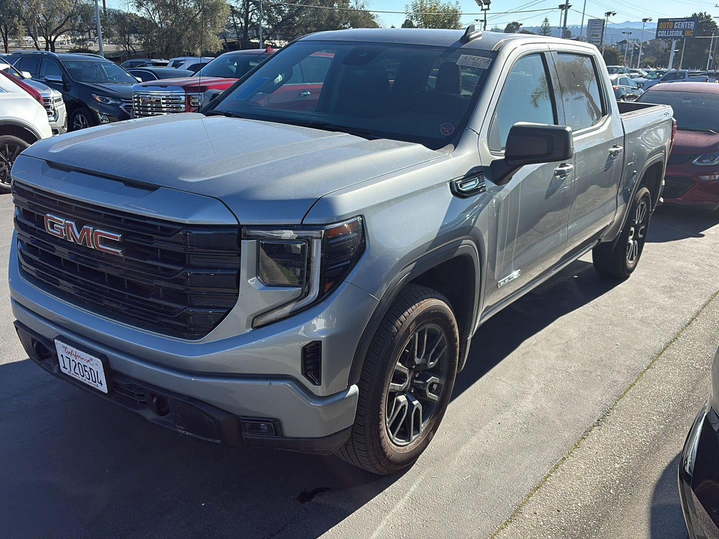 2025 GMC Sierra 1500 Elevation