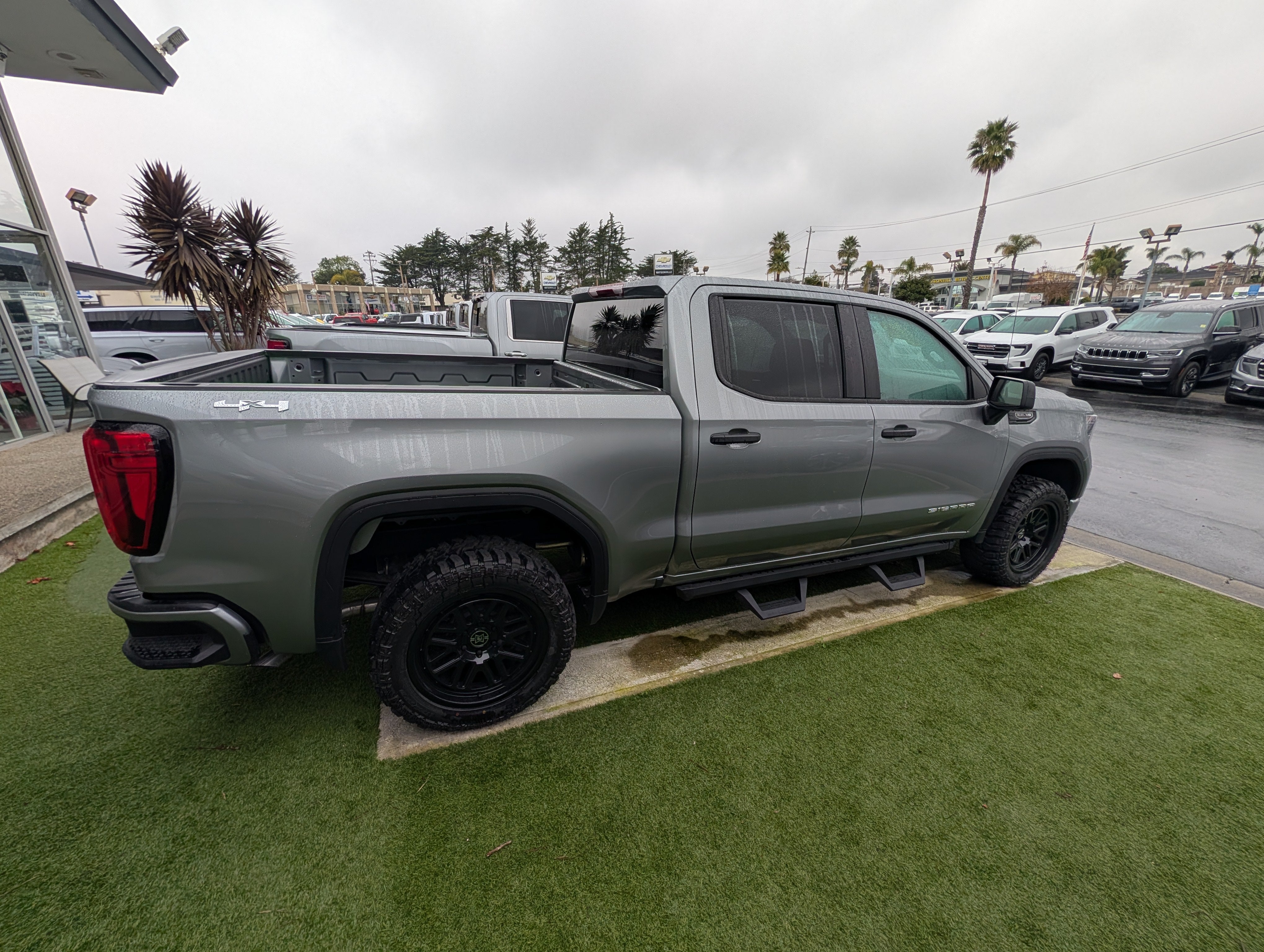 2025 GMC Sierra 1500 Pro