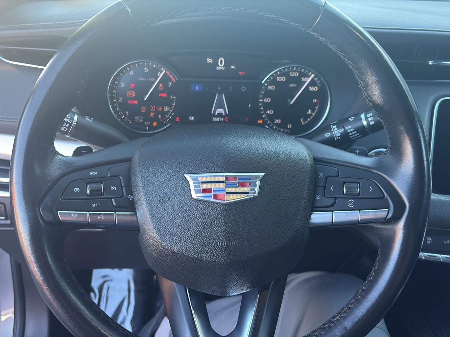 2023 Cadillac XT4 Premium Luxury