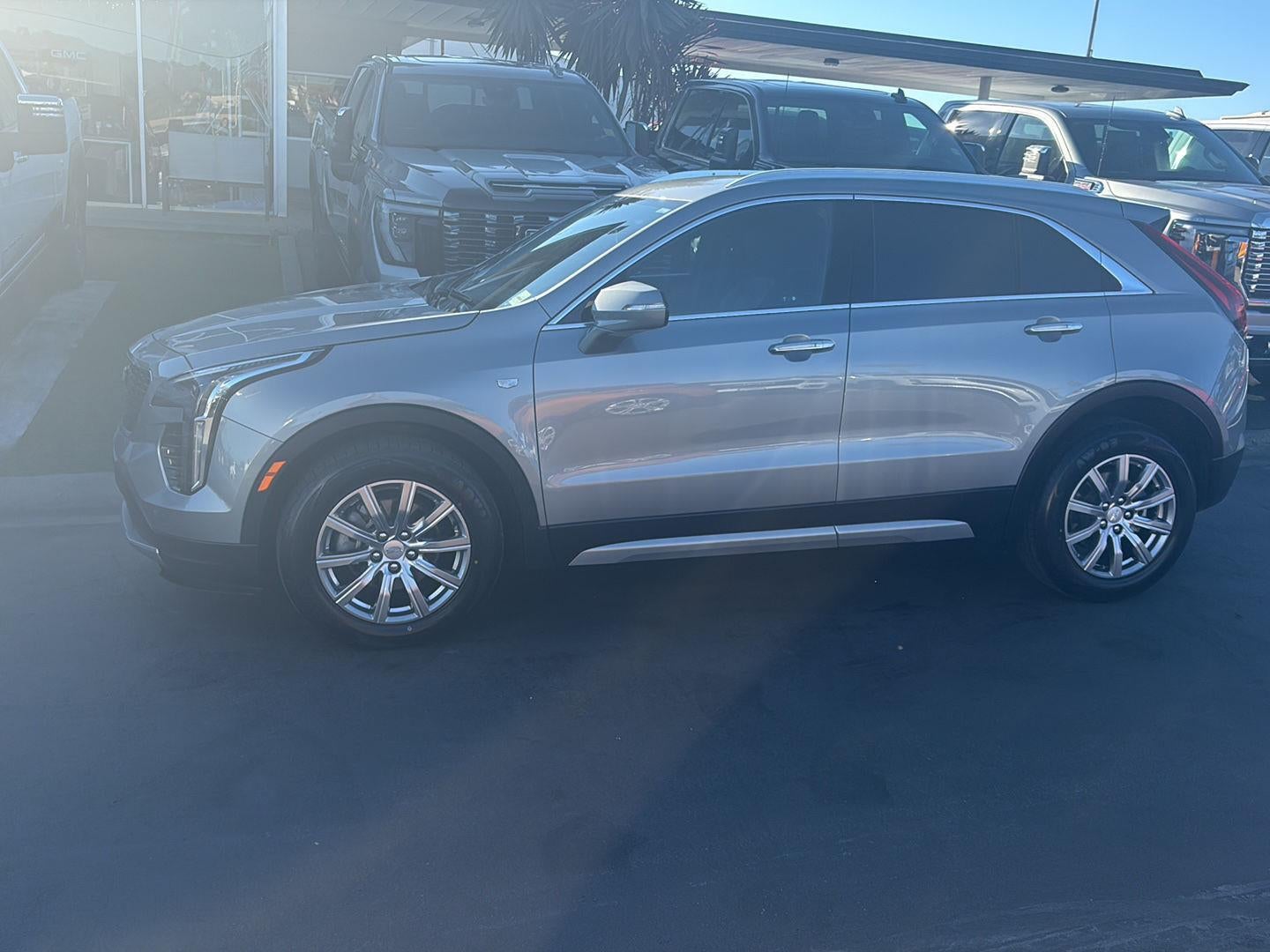 2023 Cadillac XT4 Premium Luxury