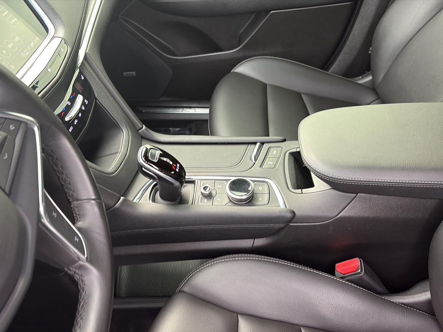 2021 Cadillac XT5 Luxury