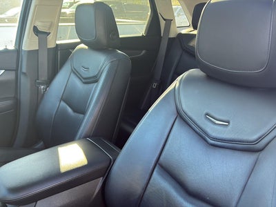 2017 Cadillac XT5 Luxury FWD