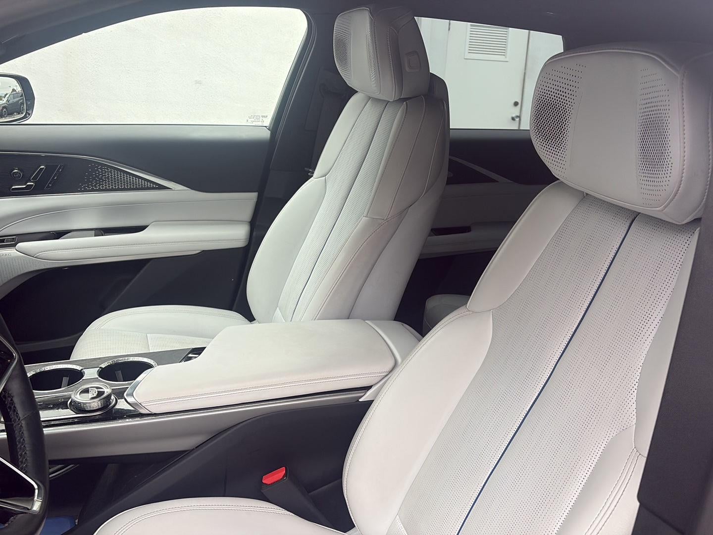 2023 Cadillac LYRIQ RWD Luxury