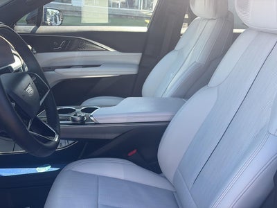 2023 Cadillac LYRIQ Luxury