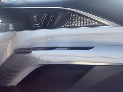 2023 Cadillac LYRIQ Luxury
