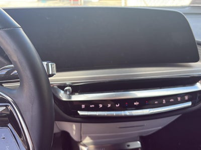 2024 Cadillac LYRIQ Luxury 1