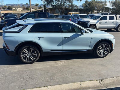 2024 Cadillac LYRIQ Luxury 1