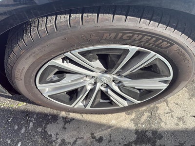 2024 Cadillac LYRIQ Luxury 1