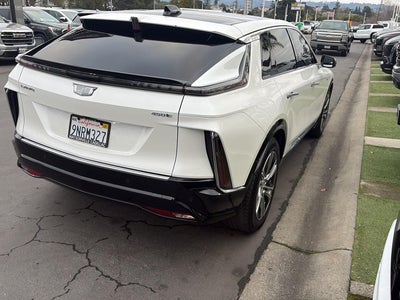 2024 Cadillac LYRIQ Luxury 2