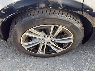 2024 Cadillac LYRIQ Luxury 2