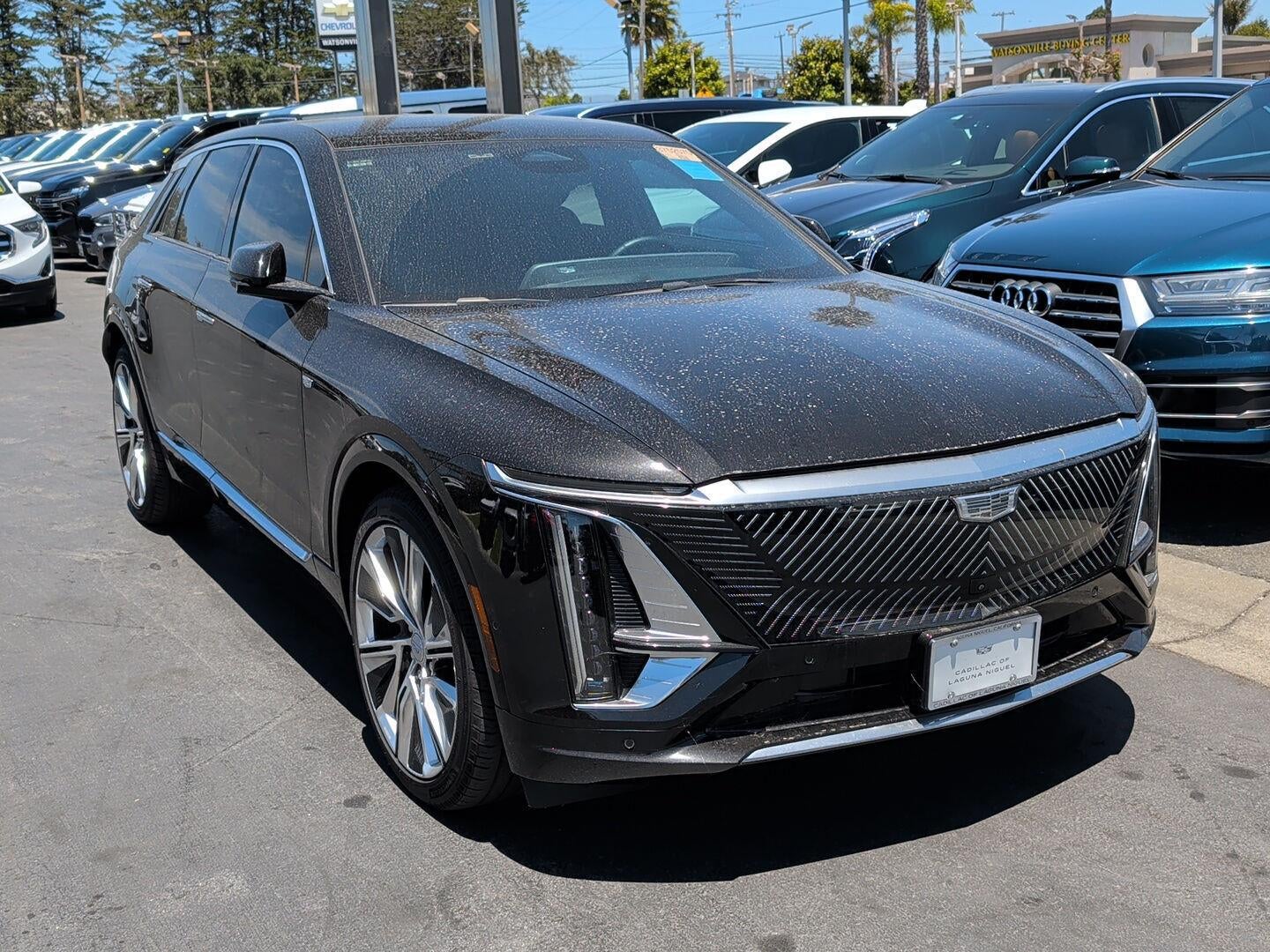 2024 Cadillac LYRIQ Luxury 3