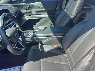 2024 Cadillac LYRIQ Luxury 3