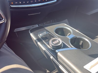 2024 Cadillac LYRIQ Luxury 3
