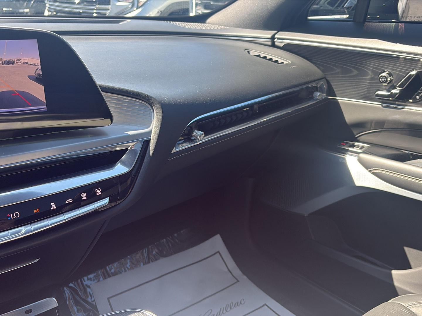2024 Cadillac LYRIQ Luxury 3