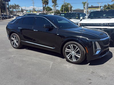 2024 Cadillac LYRIQ Luxury 3