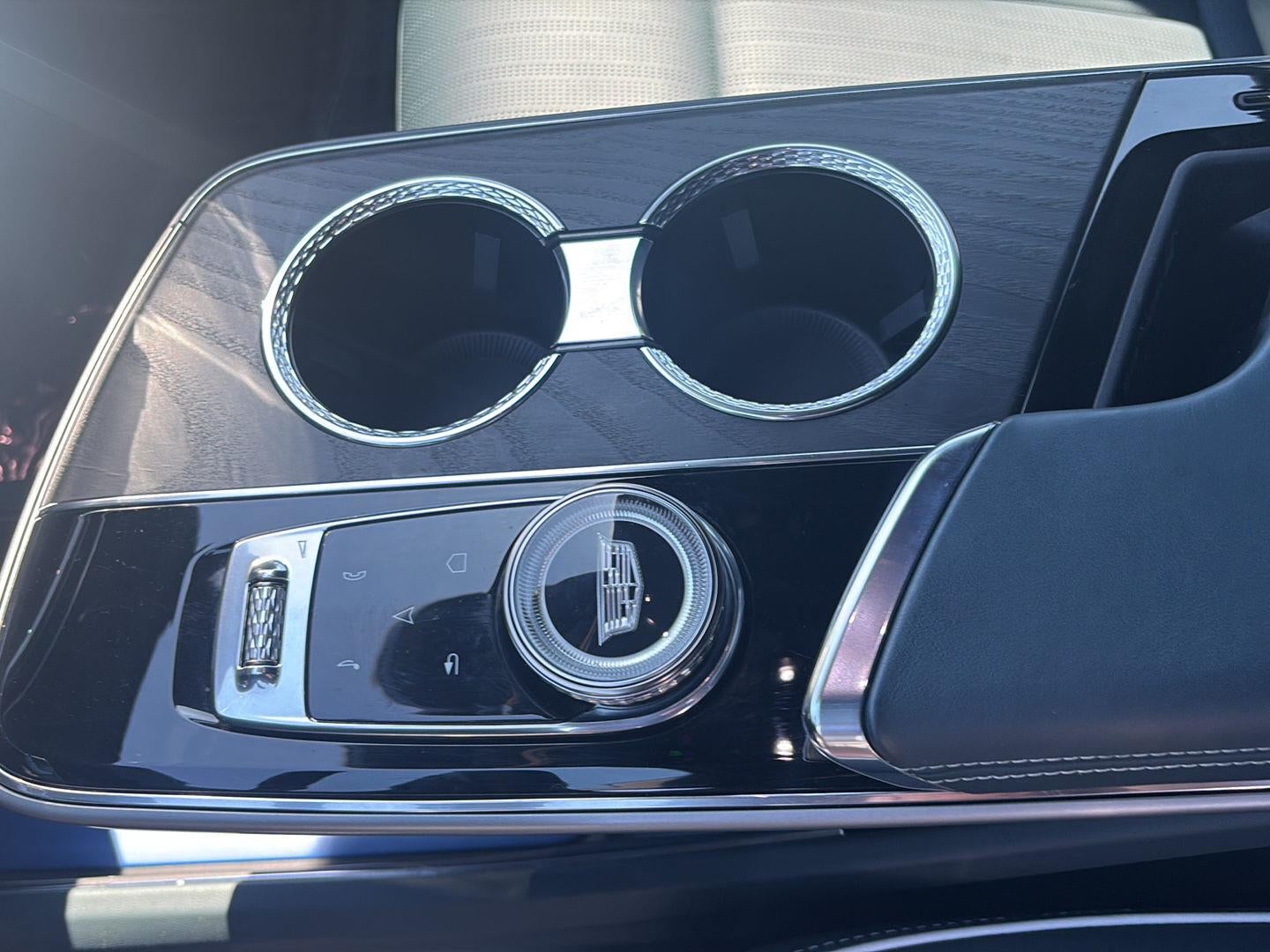 2024 Cadillac LYRIQ Luxury 3