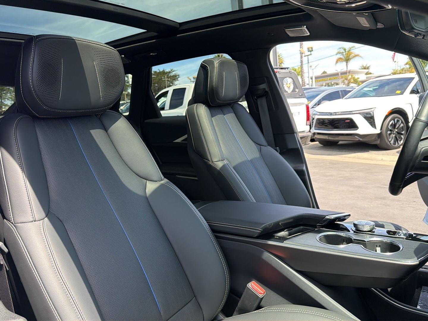 2026 Cadillac LYRIQ Signature Luxury - Photo 11