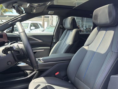 2026 Cadillac LYRIQ Signature Luxury