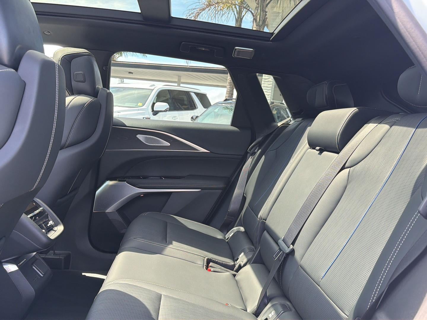 2026 Cadillac LYRIQ Signature Luxury