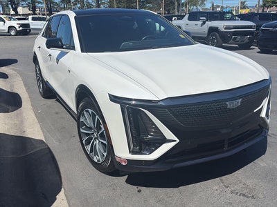 2024 Cadillac LYRIQ Sport 2