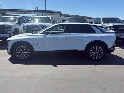 2024 Cadillac LYRIQ Sport 2