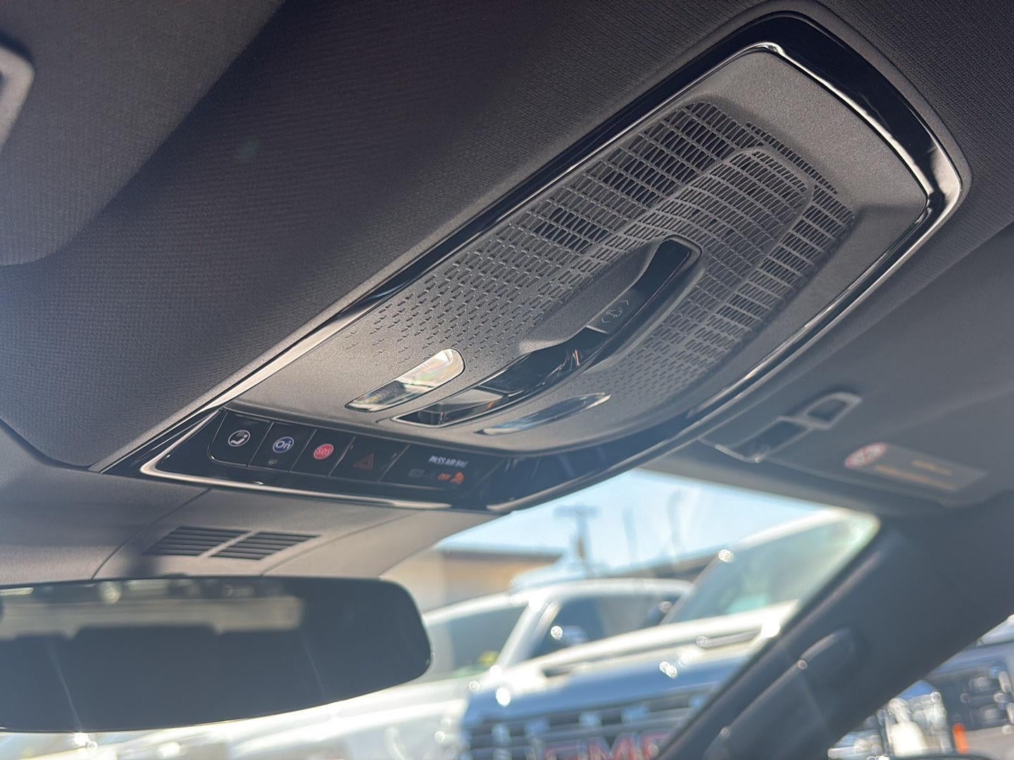 2024 Cadillac LYRIQ Sport 2