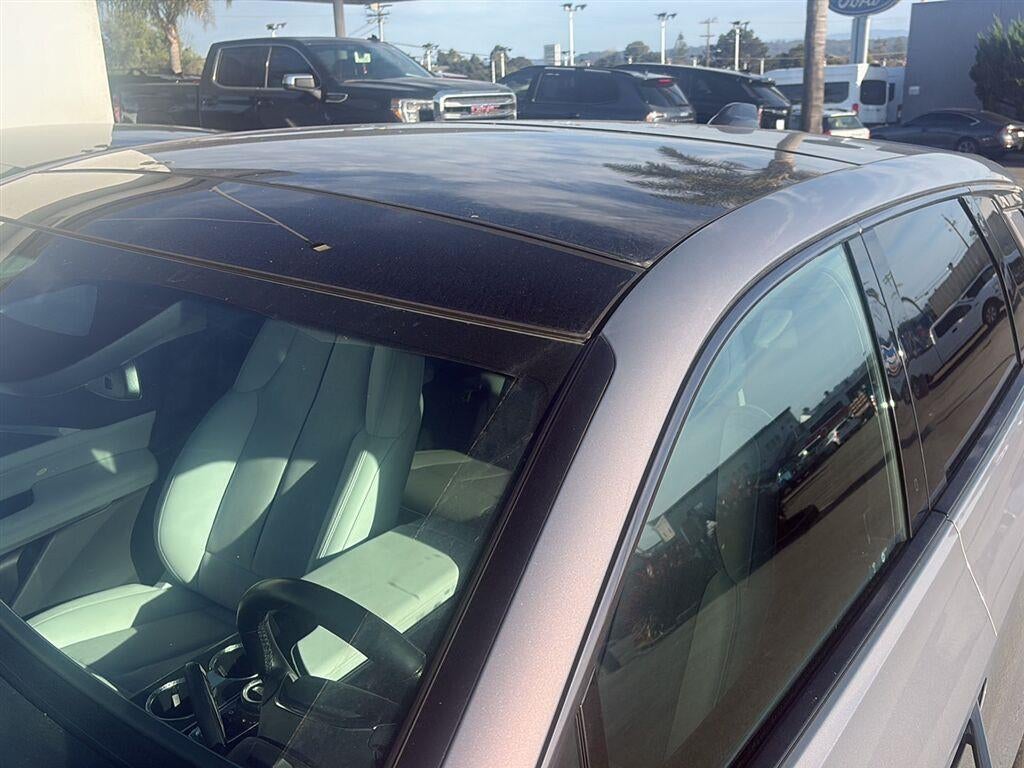 2024 Cadillac LYRIQ Sport 2