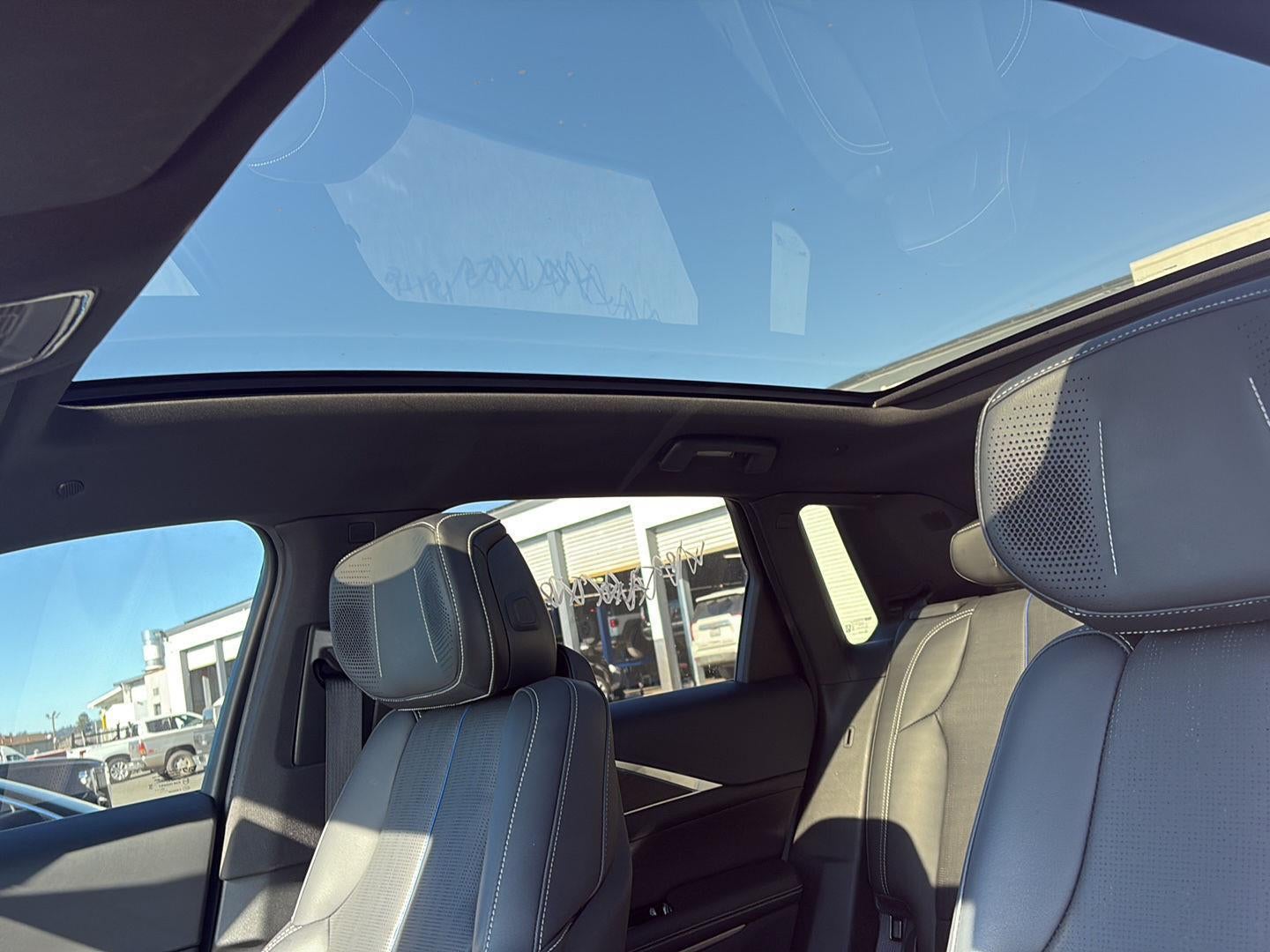 2024 Cadillac LYRIQ Sport 3