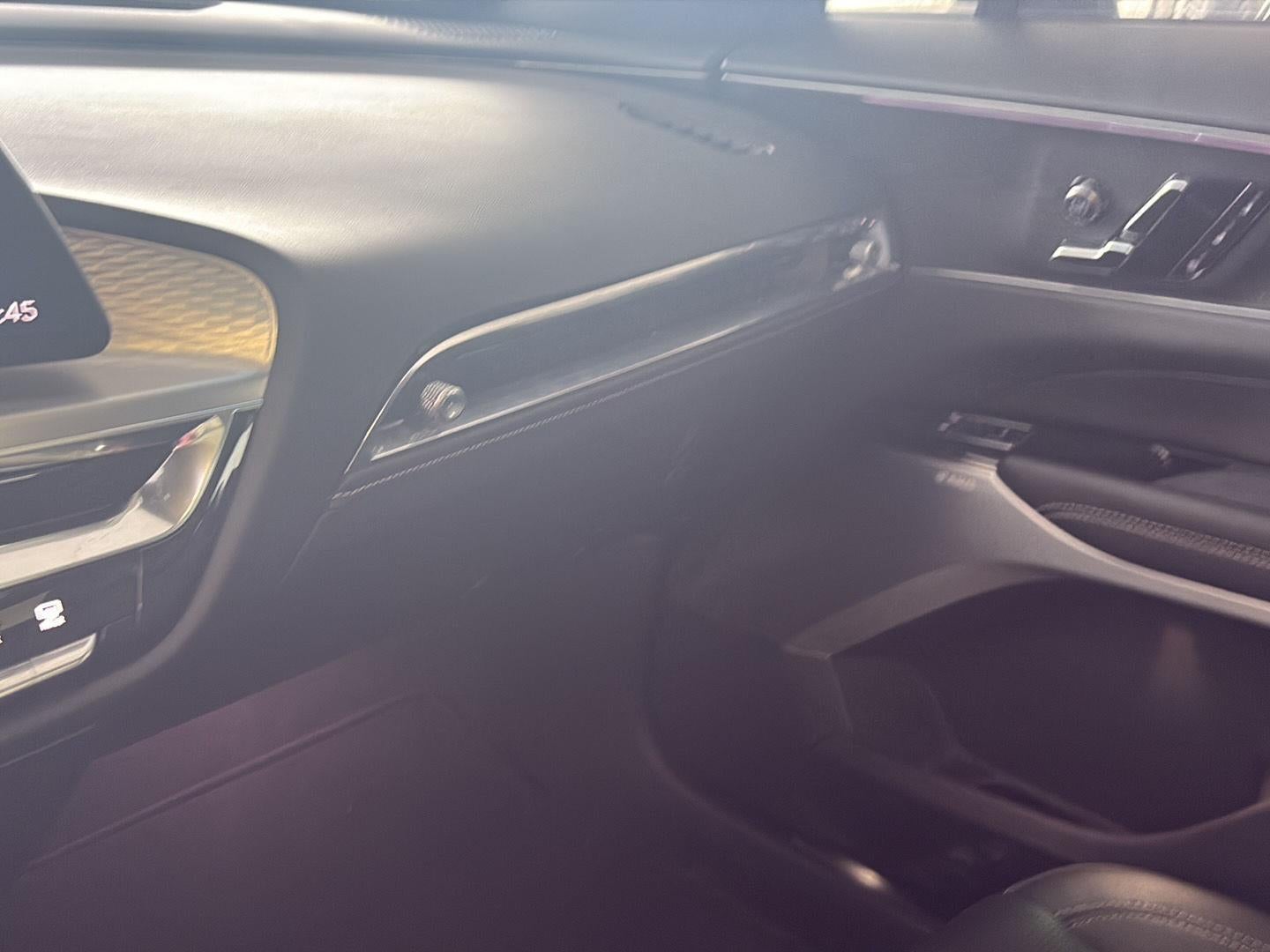 2024 Cadillac LYRIQ Sport 3