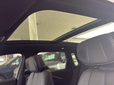 2024 Cadillac LYRIQ Sport 3