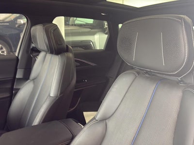 2024 Cadillac LYRIQ Sport 3