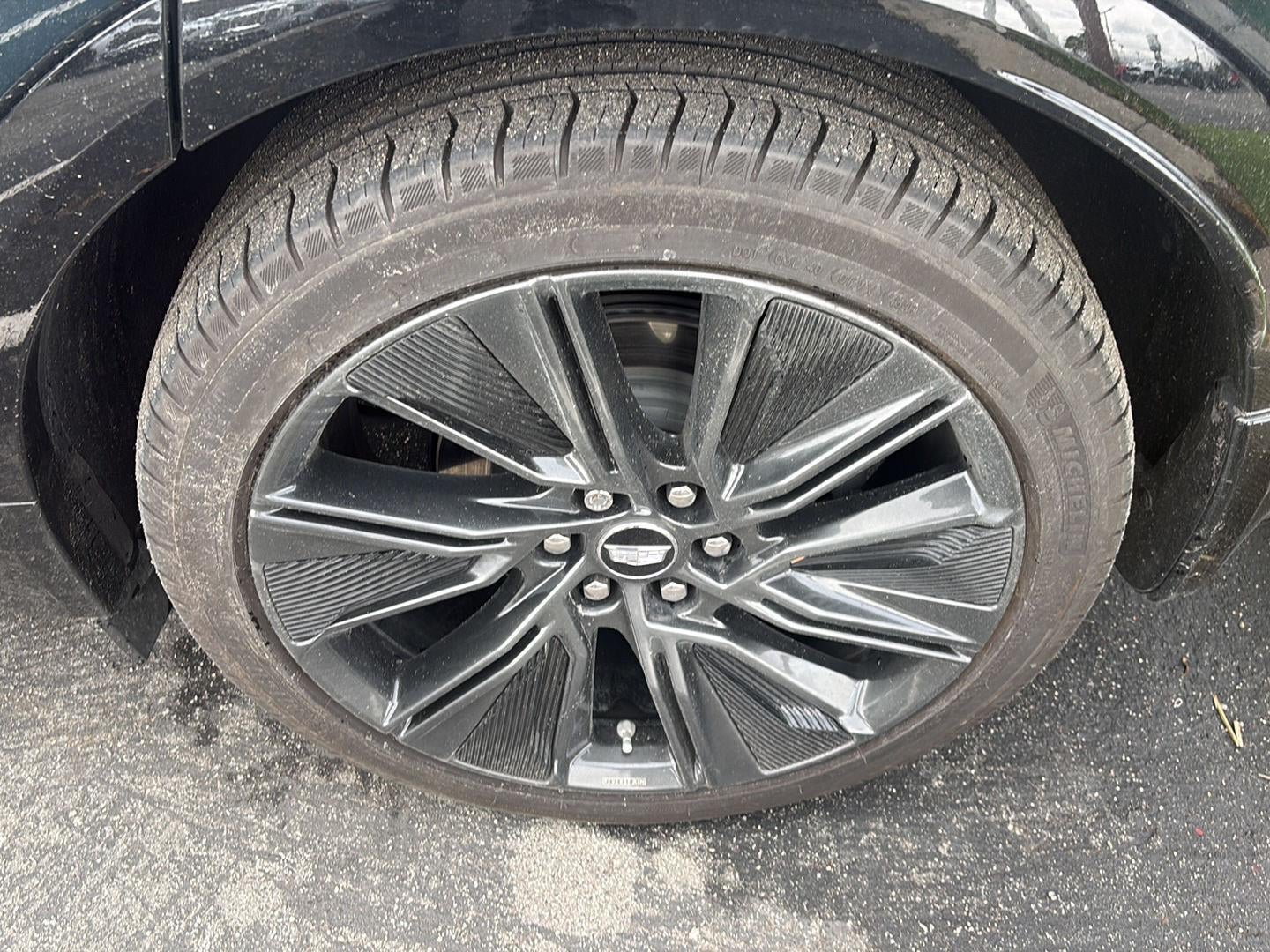 2024 Cadillac LYRIQ Sport 3