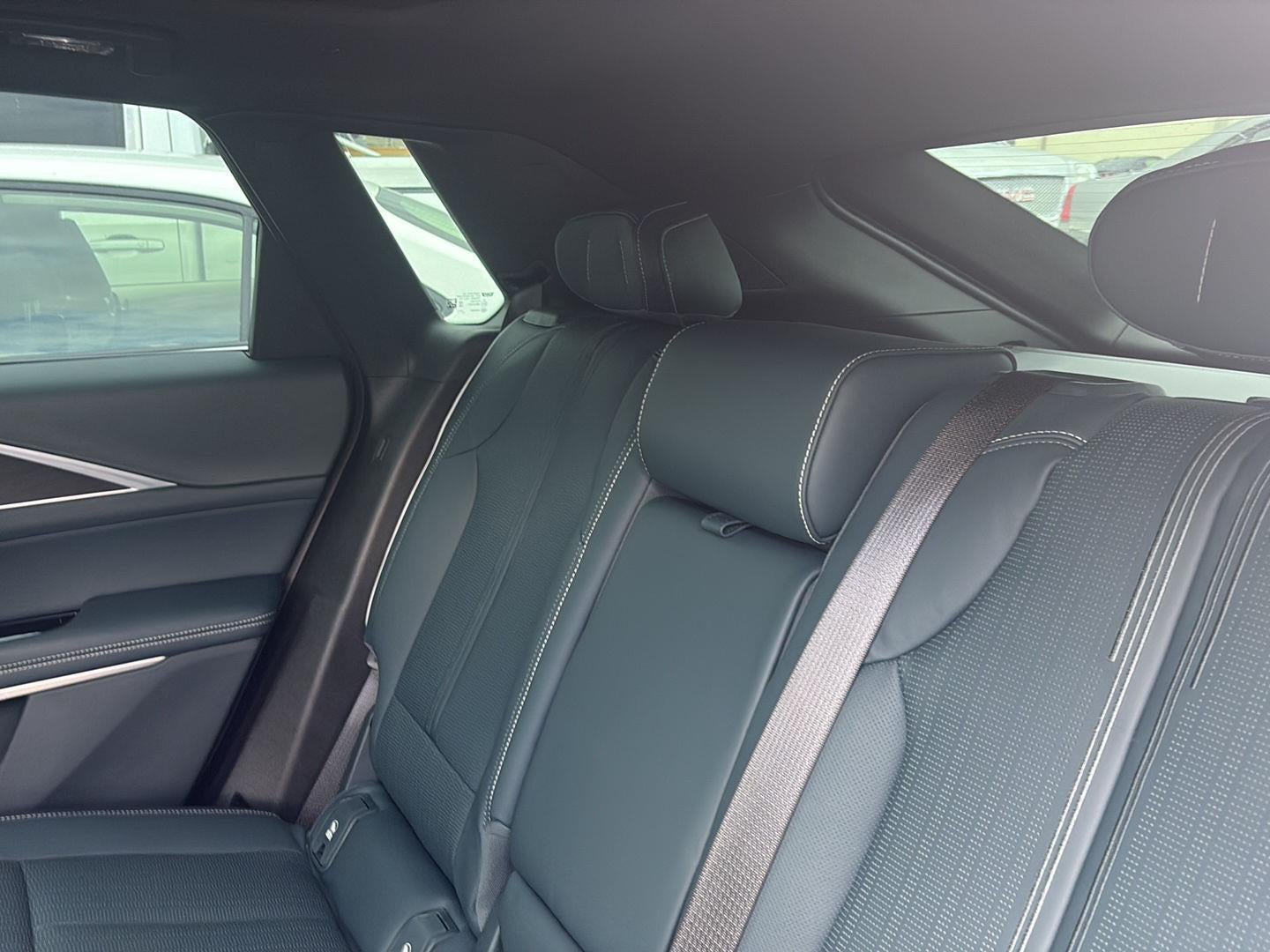 2024 Cadillac LYRIQ Sport 3