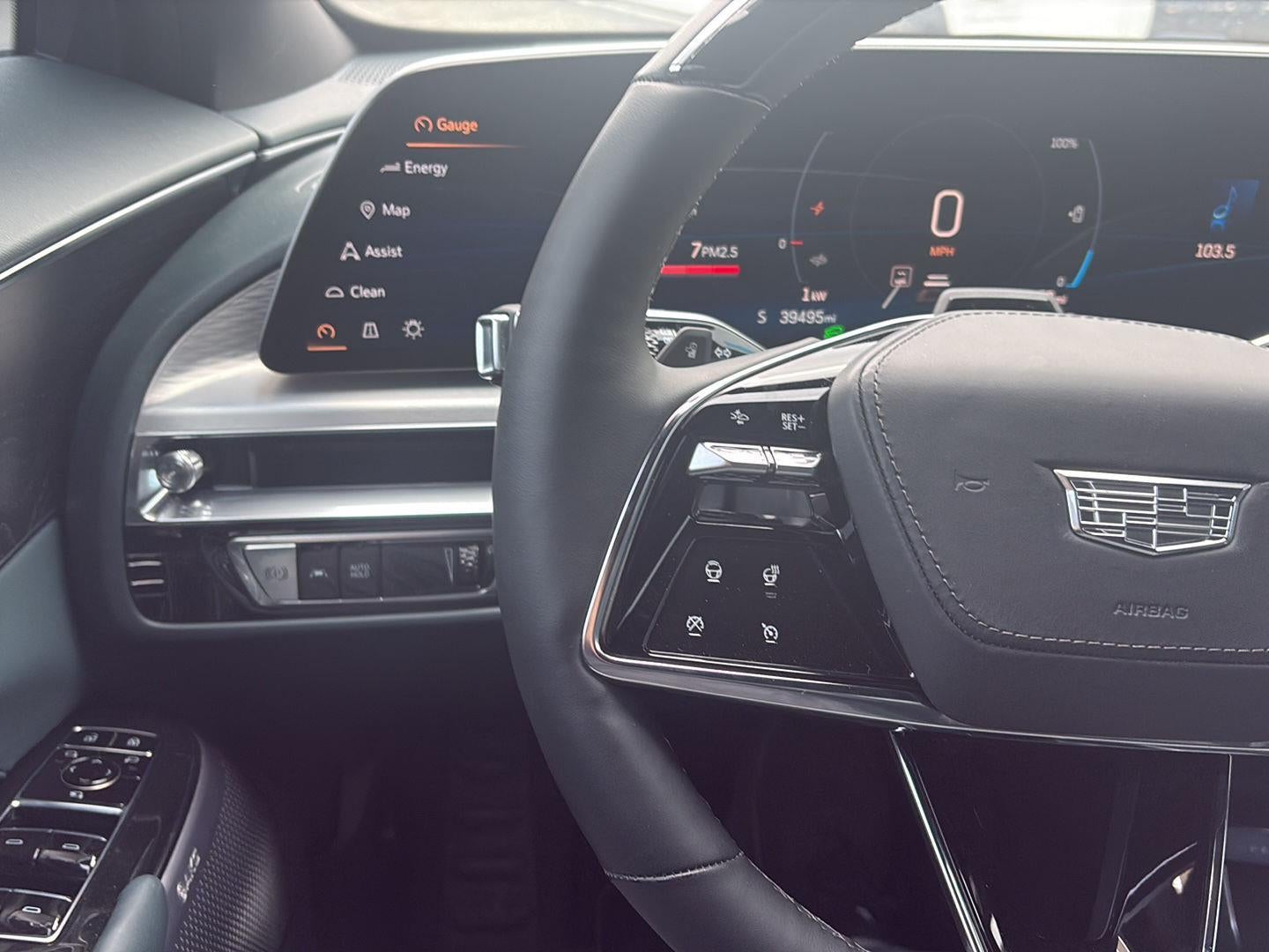 2024 Cadillac LYRIQ Sport 3