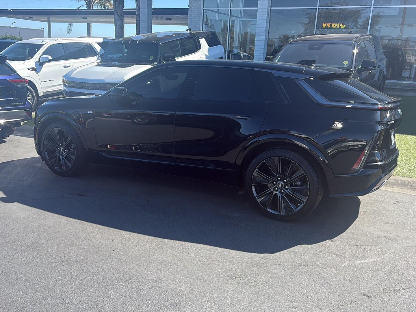 2024 Cadillac LYRIQ Sport 3