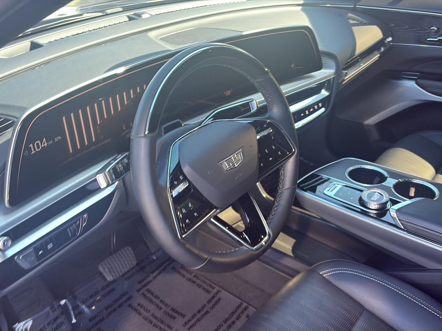 2024 Cadillac LYRIQ Sport 3