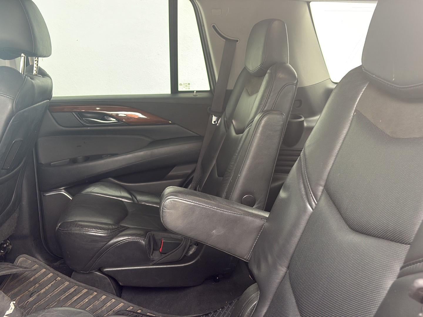 2018 Cadillac Escalade Base