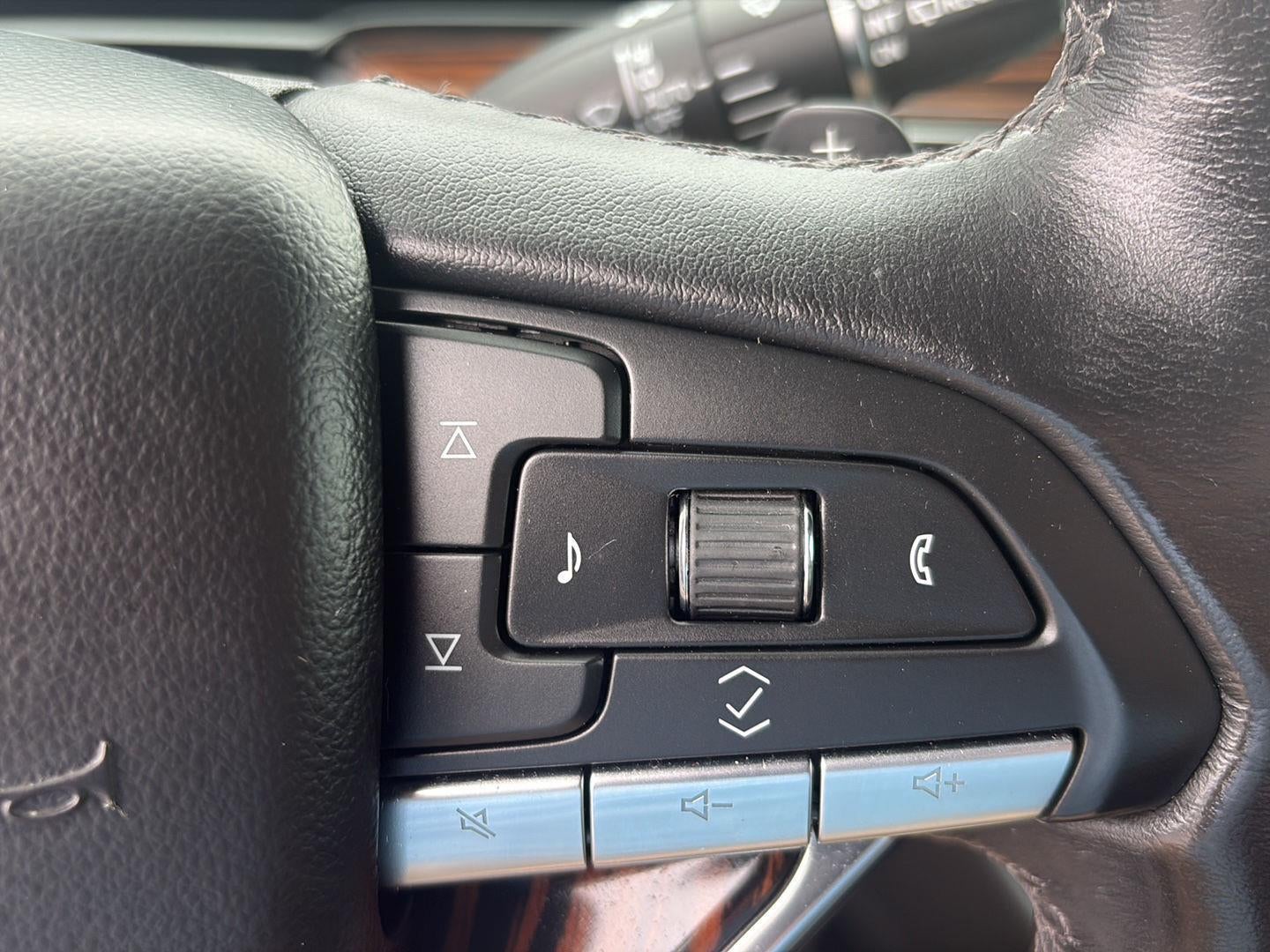 2024 Cadillac Escalade ESV Luxury