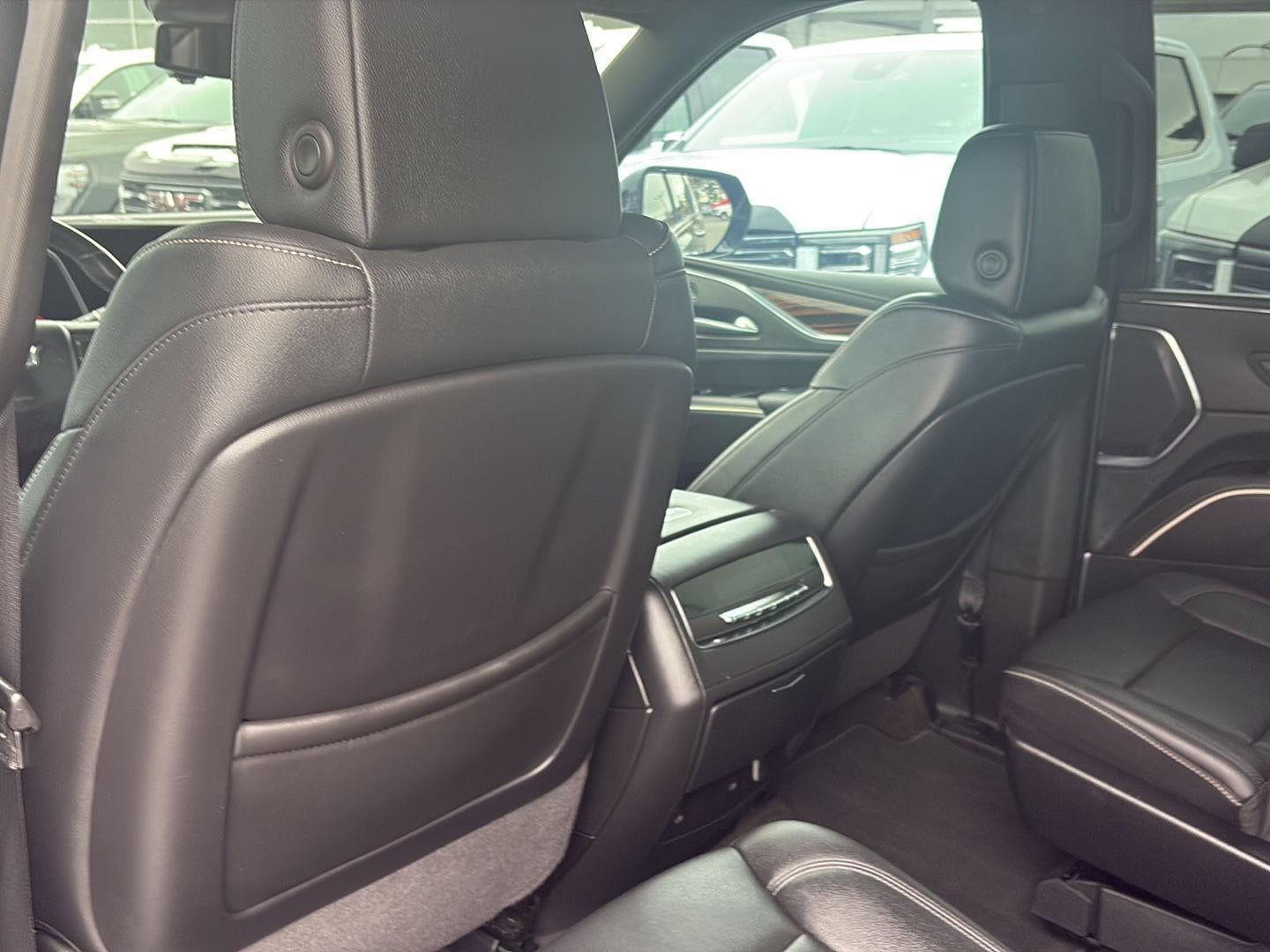 2024 Cadillac Escalade ESV Luxury